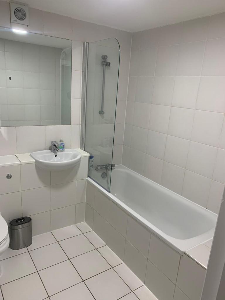 Newly Renovated 1bd Flat - Camden * Londres